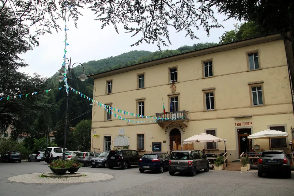 Sambuca Pistoiese diffonde allerta ministeriale su giocattolo con amianto
