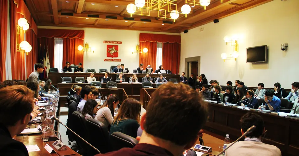 Crisi aziendali, la Regione Toscana presenta una legge ad hoc